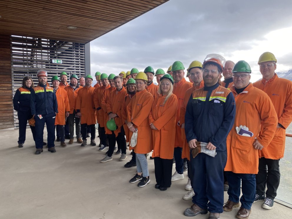 Hópmynd í Fjarðaáli