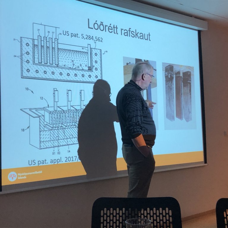 Jólafundur - málstofa um óvirk rafskaut